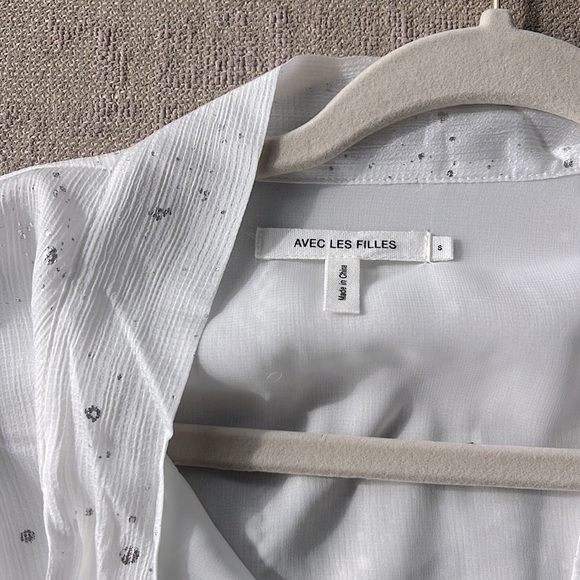 NWOT! Avec Les Filles Long Sleeve Metallic Splatter Tie Crinkle Mini Dress White - Picture 4 of 5